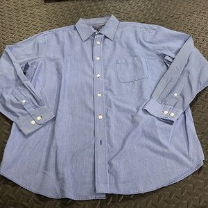 🚚 Blue and White Dress Shirt